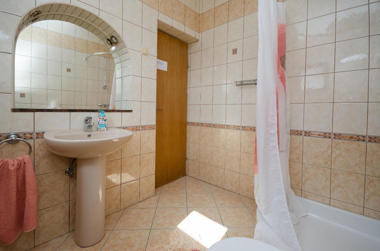 Apartments Helena Лопар Екстер'єр фото